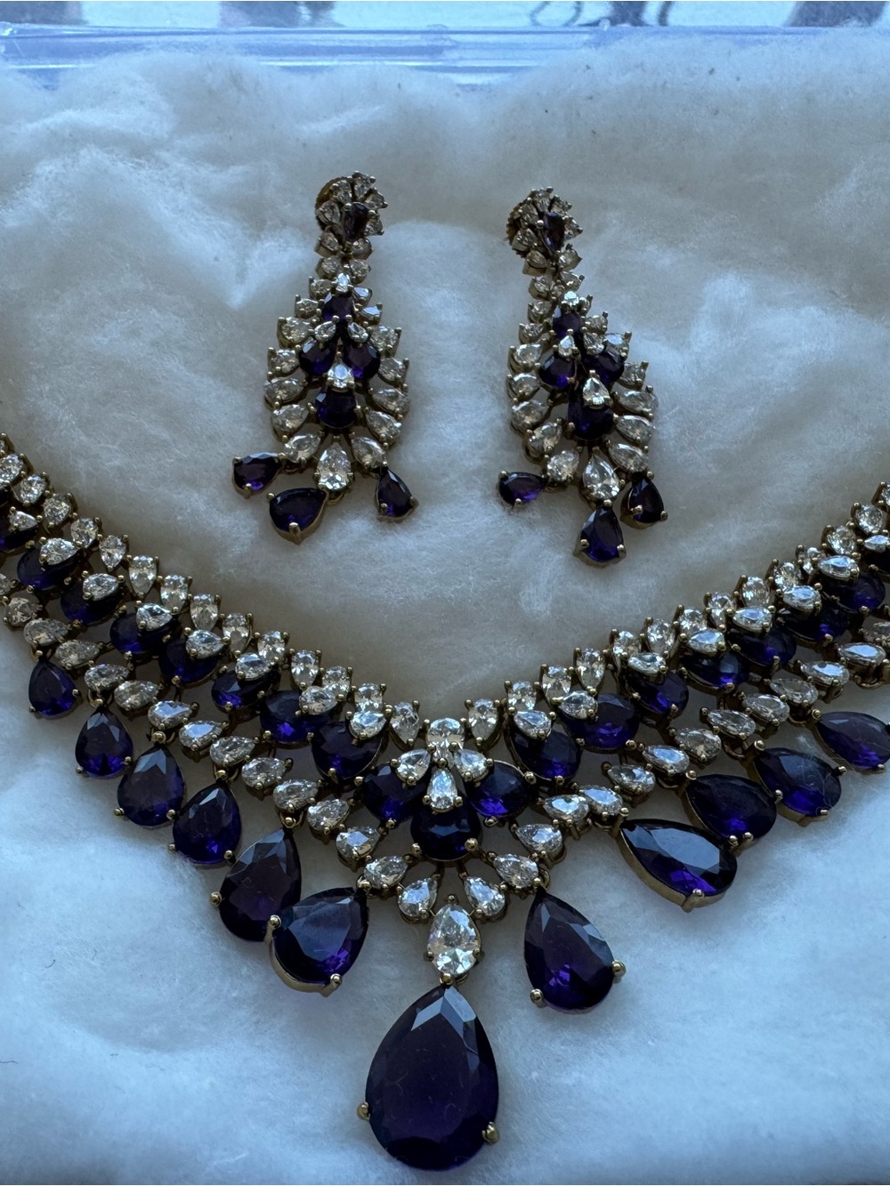 Indian jewelry set, amethyst